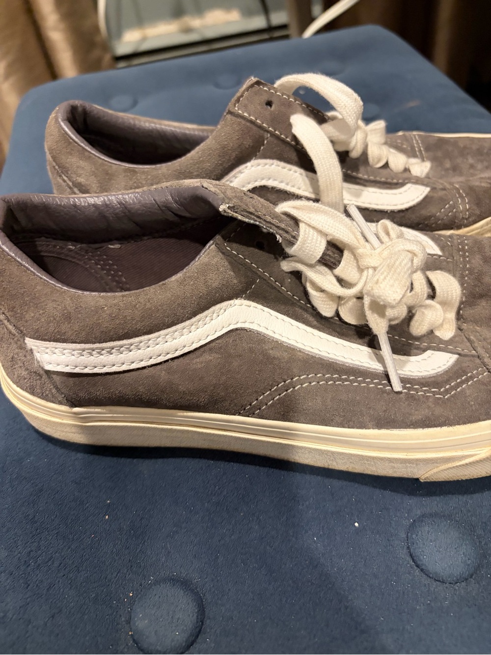 Vans Men’s Old Skool Suede Sneakers - Gray with White Stripe size 8 - Picture 4 of 7